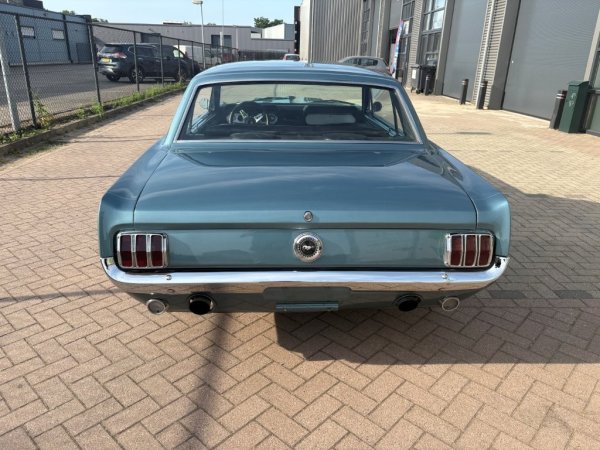 Mustang Coupe A-Code media 22