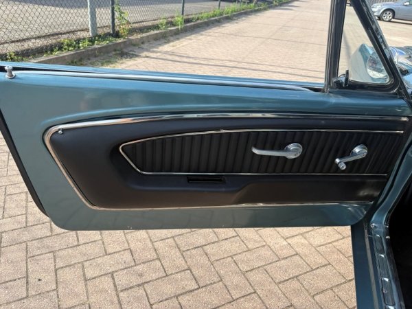 Mustang Coupe A-Code media 26