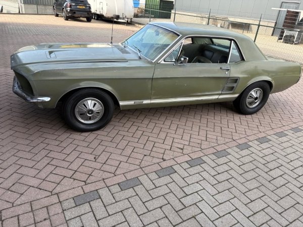Mustang GT coupe A-Code media 1